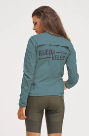 Blaugrün